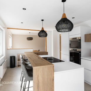 Maison des années 70-  4 chs jardin + garage proche tramway &nbsp;Sous compromis&nbsp;