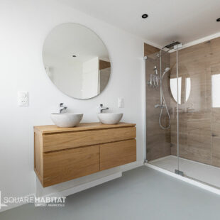 Maison des années 70-  4 chs jardin + garage proche tramway &nbsp;Sous compromis&nbsp;