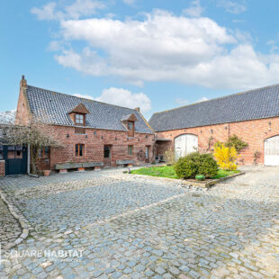 Maison Bousignies 10 pièce(s) 305m2 <small>&nbsp;Sous compromis&nbsp;</small>