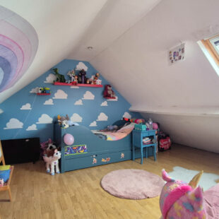 Charmante maison à petit budjet avec 3 chambres et cour