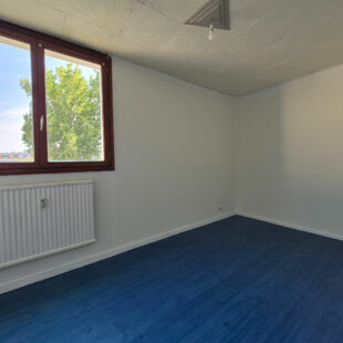 Appartement  3 pièces 70.02 m2 avec loggia &nbsp;Sous compromis&nbsp;