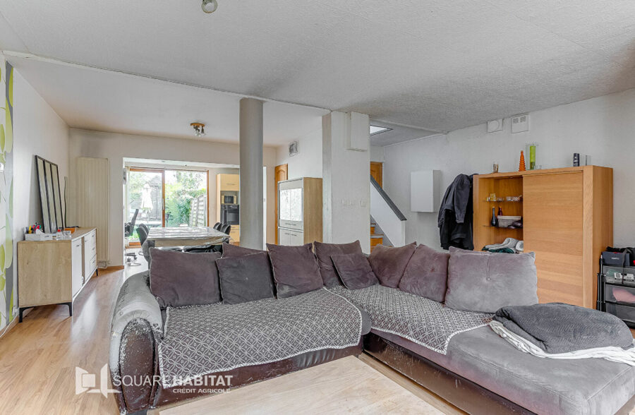 Maison semi individuelle  3 chambres jardin et garage