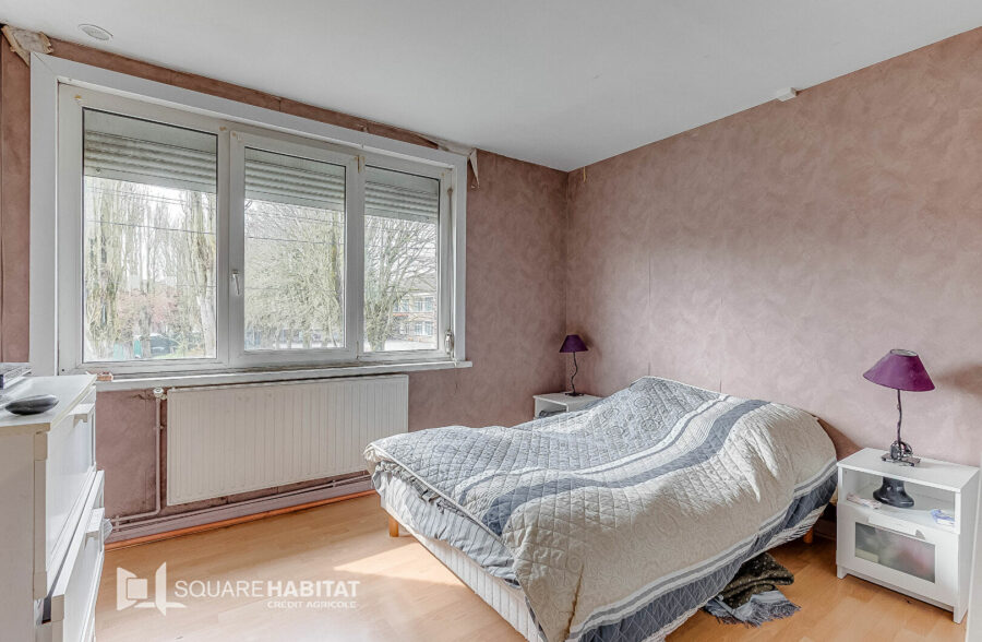 Maison semi individuelle  3 chambres jardin et garage