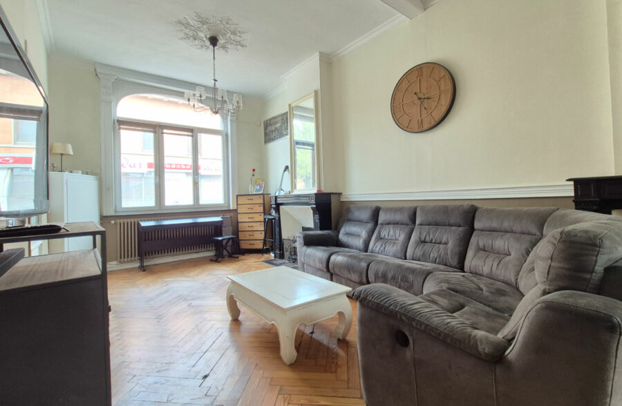 Maison 144m² , alliant le cachet de l’ancien et le confort du moderne, 4 chambres spacieuses ainsi qu’un jardin.