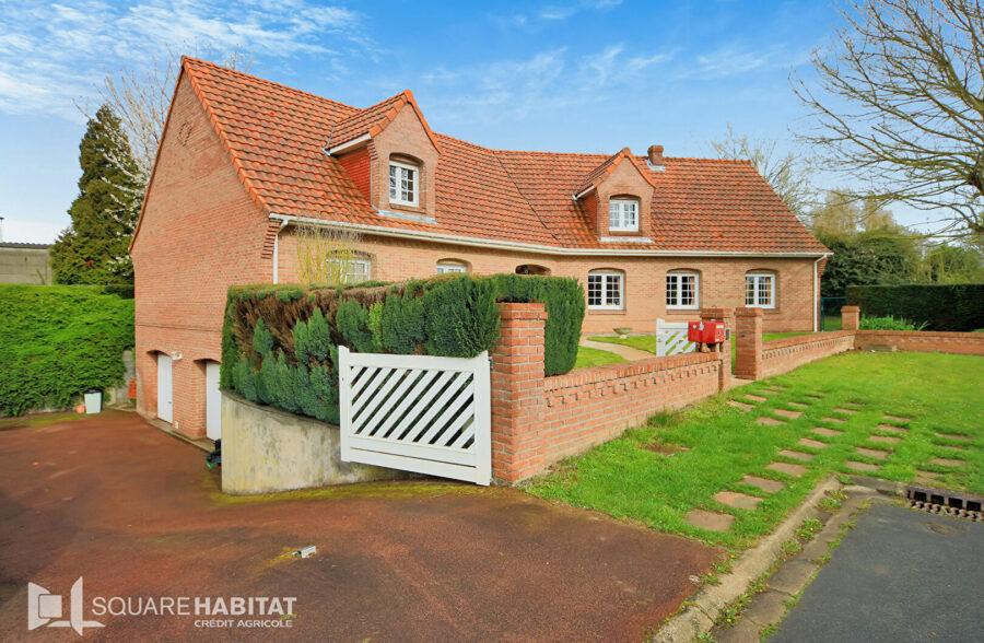 Demeure individuelle de 250m² <small>&nbsp;Sous compromis&nbsp;</small>