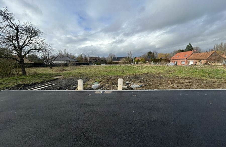 terrain 646m² proche A23 axe Lille Valenciennes &nbsp;Sous offre&nbsp;