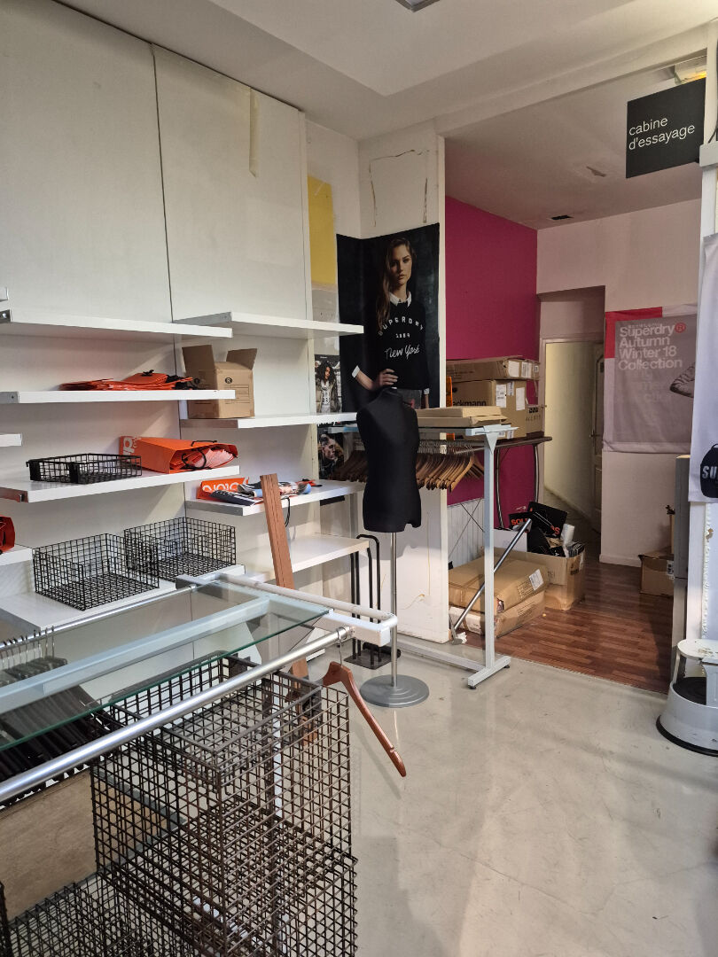 LENS CENTRE LOCAL COMMERCIAL +/- 110m²