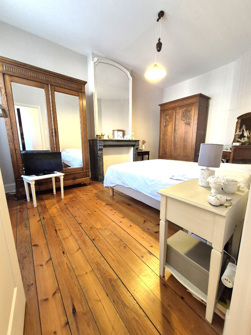 Maison bourgeoise Cambrai 10 pièce(s) 223 m2