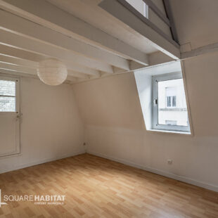 EXCLUSIVITÉ WAZEMMES – SAINT-MICHEL : CHARMANT T2 BIS EN TRIPLEX AVEC TERRASSE PRIVATIVE