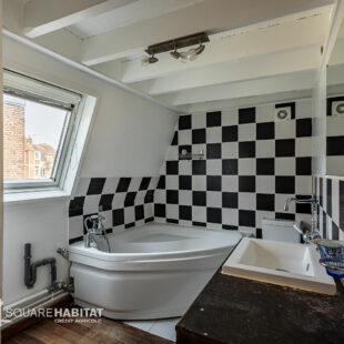 EXCLUSIVITÉ WAZEMMES – SAINT-MICHEL : CHARMANT T2 BIS EN TRIPLEX AVEC TERRASSE PRIVATIVE