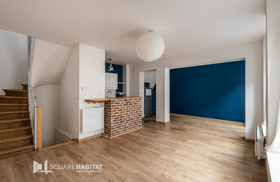 EXCLUSIVITÉ WAZEMMES – SAINT-MICHEL : CHARMANT T2 BIS EN TRIPLEX AVEC TERRASSE PRIVATIVE