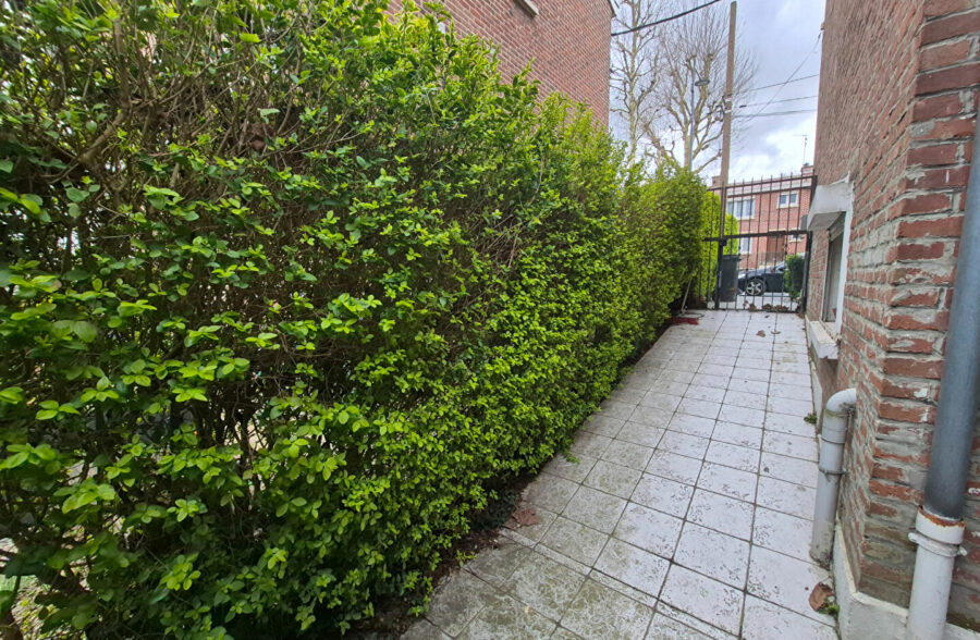 LOOS – CENTRE VILLE – MAISON – 3 CHAMBRES – GARAGE – JARDIN