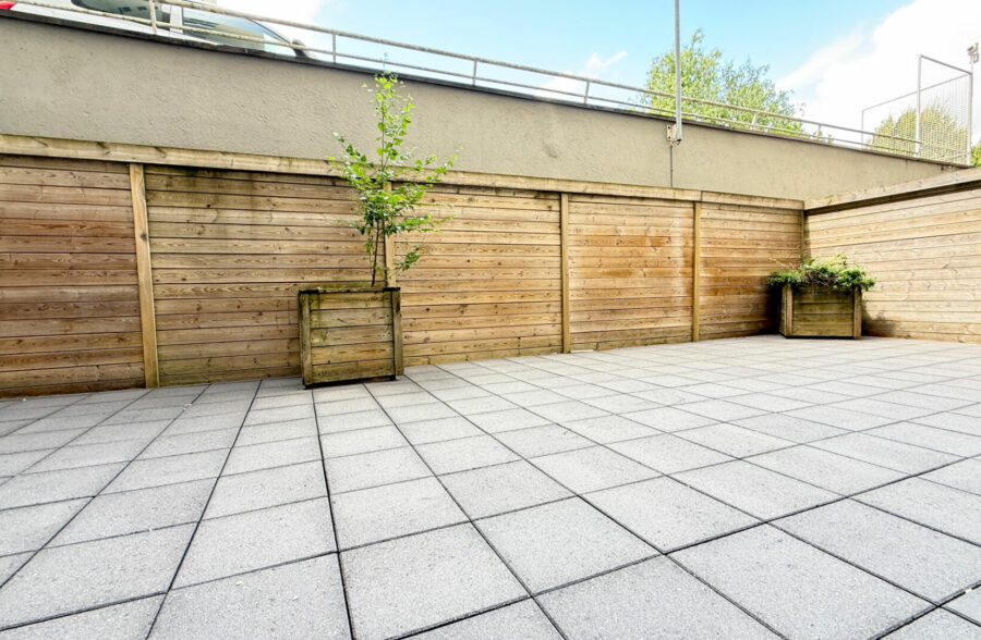 VAUBAN-CATHO APPARTEMENT 2 CHAMBRES TERRASSE ET PARKING