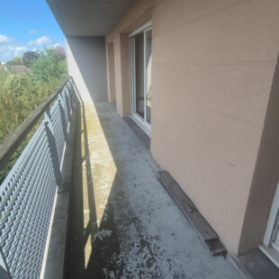Appartement  2 pièce(s) 41 m2, terrasse et place de parking.