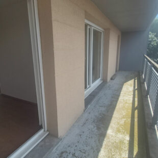 Appartement  2 pièce(s) 41 m2, terrasse et place de parking.