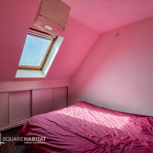 Jolie Maison semi-individuelle, 3 chambres, jardin, garage.