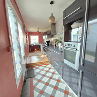 BOURGEOISE env 150 m² hab, 4 chambres, jardin