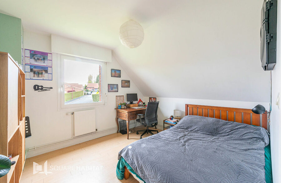 Maison Preseau 6 pièce(s) 105 m2