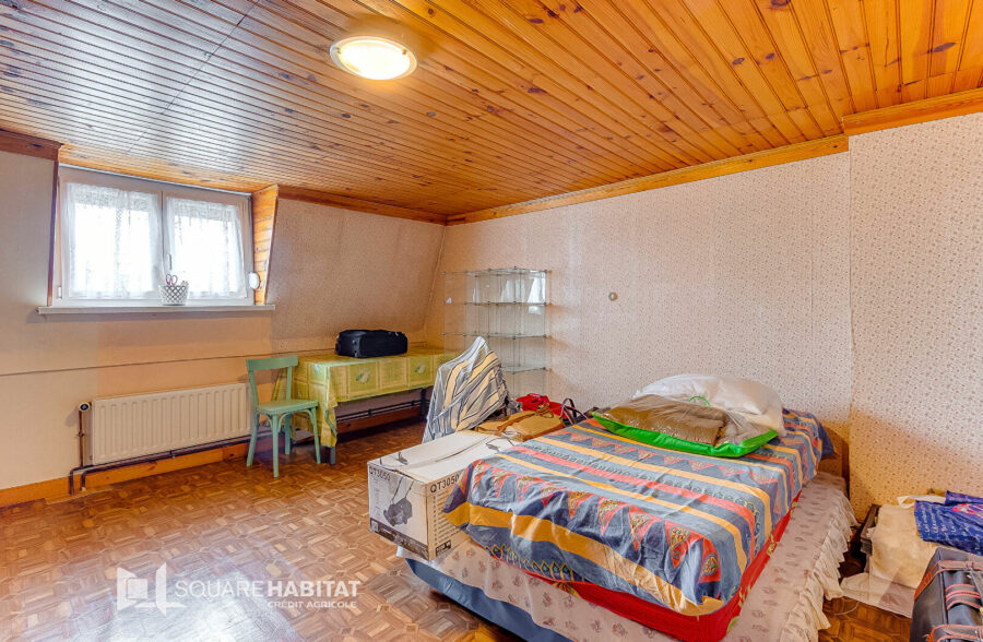 A VENDRE !!! Maison 150 m² ! 6 pièces ! 4 chambres ! Jardin ! Double garage Prix : 189 900 € HAI!!