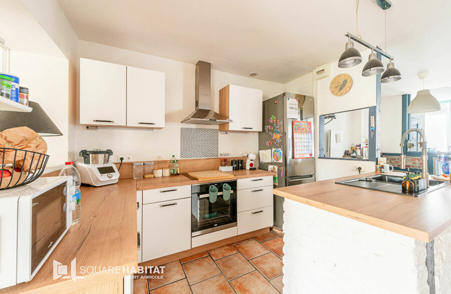 Coup de coeur  Maison individuelle rénovée 115 m², jardin et poêle à pellets