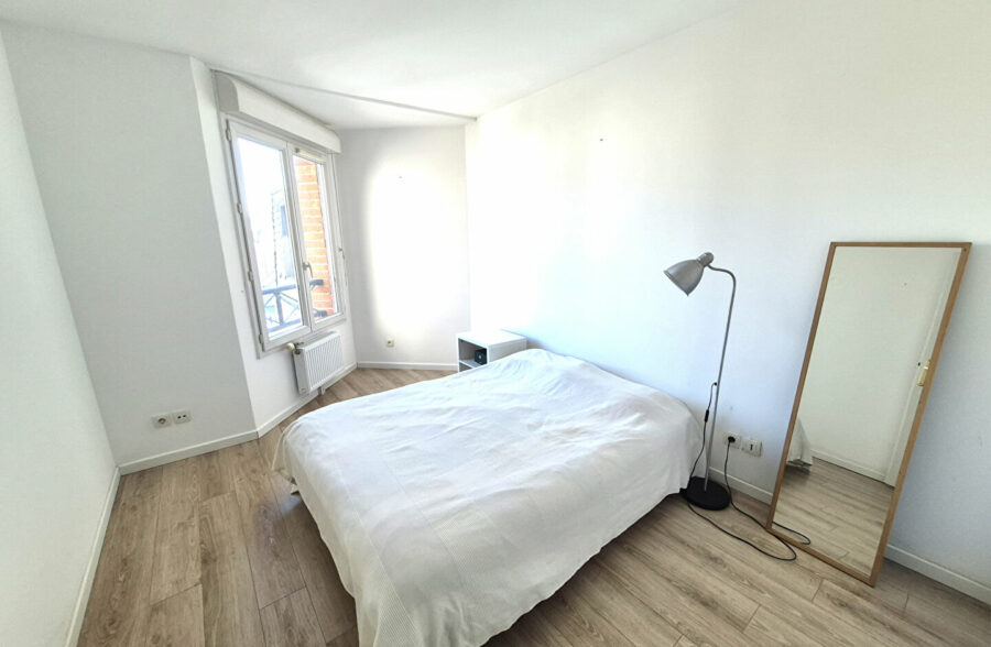 Croix hyper centre Appartement T3 lumineux avec balcon