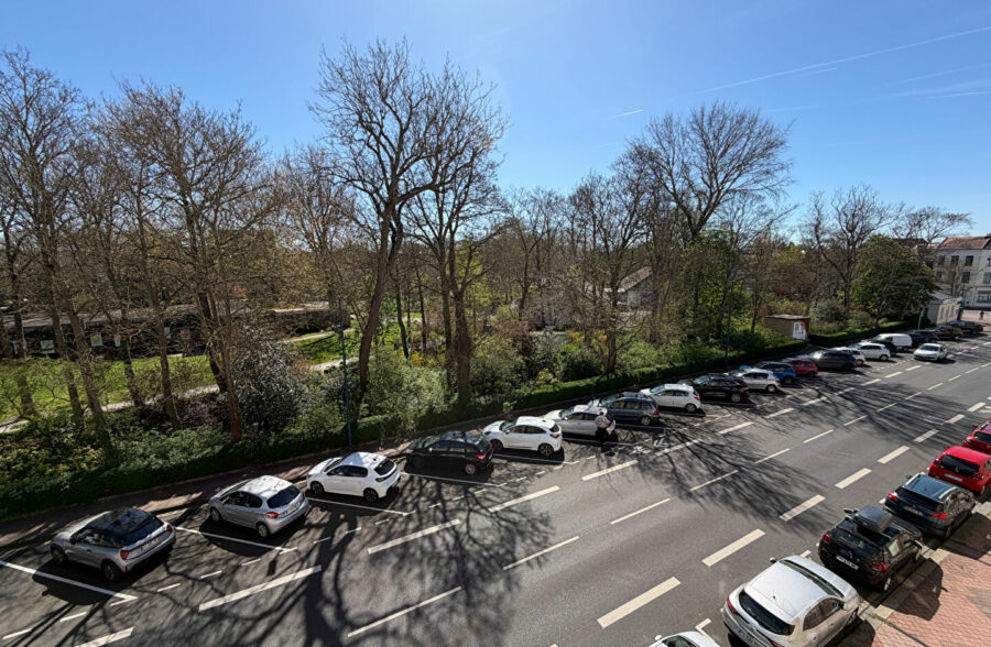 CALAIS – MAIRIE