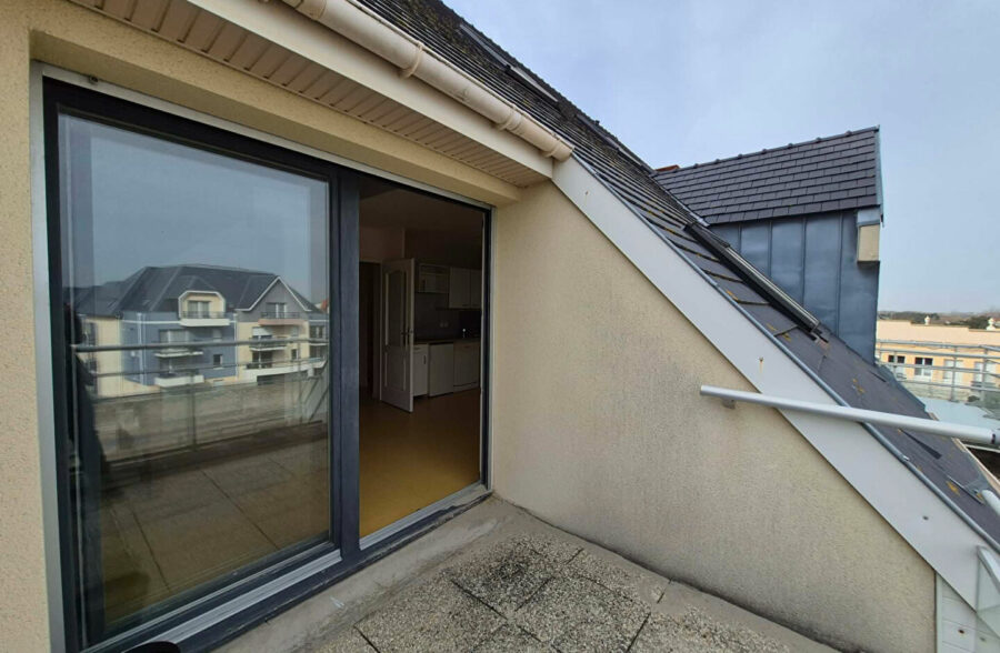 Berck Plage , T3 en duplex avec terrasse ,local vélo et place de parking !!