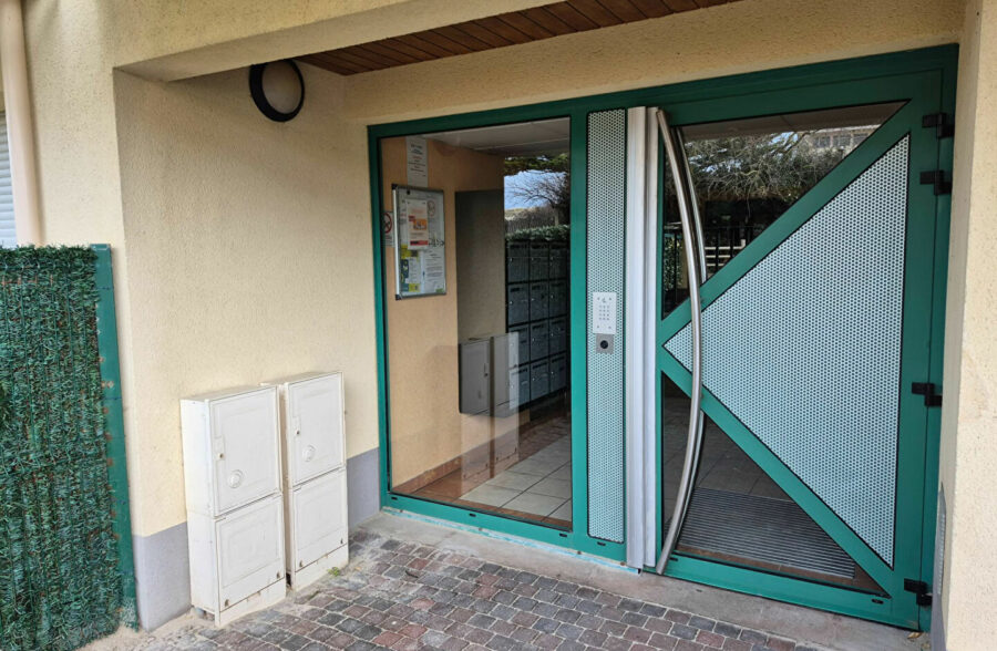 Berck Plage , T3 en duplex avec terrasse ,local vélo et place de parking !!