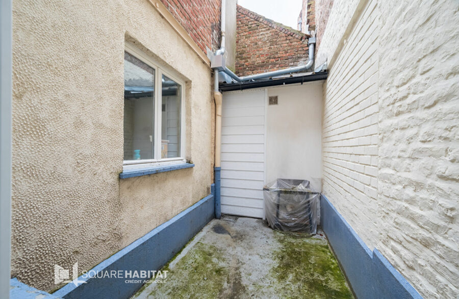 Immeuble de rapport avec 3 appartements pour un loyer de plus de 20.000 € annuel