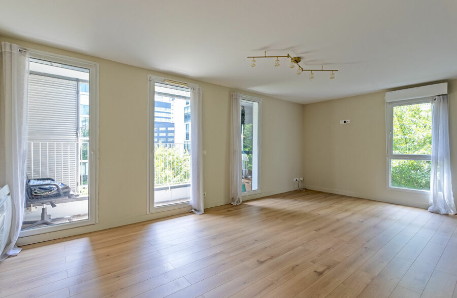 Appartement T3 Lille Saint Maurice secteur gare Lille Europe avec balcon et parking