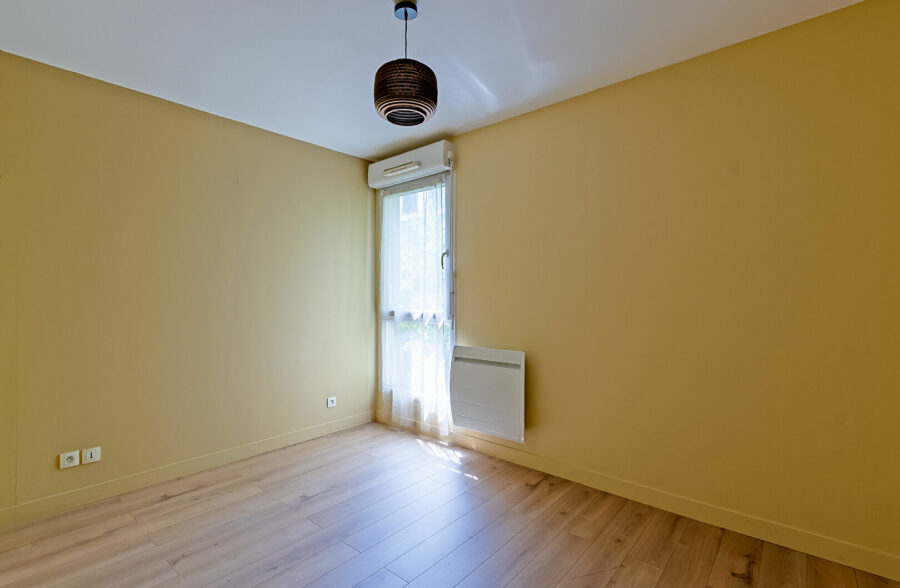 Appartement T3 Lille Saint Maurice secteur gare Lille Europe avec balcon et parking