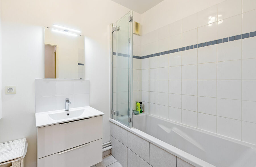 Appartement T3 Lille Saint Maurice secteur gare Lille Europe avec balcon et parking