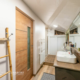 Maison semi-individuelle 3 chambres avec jardin, garage et sous-sol complet