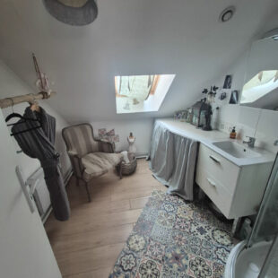 À VENDRE – IMMEUBLE MIXTE AVEC LOCAL PROFESSIONNEL ET BEAU DUPLEX – emplacement n°1