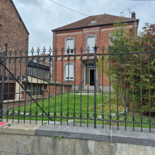 Maison Jeumont 10 pièce(s) 210.80 m2