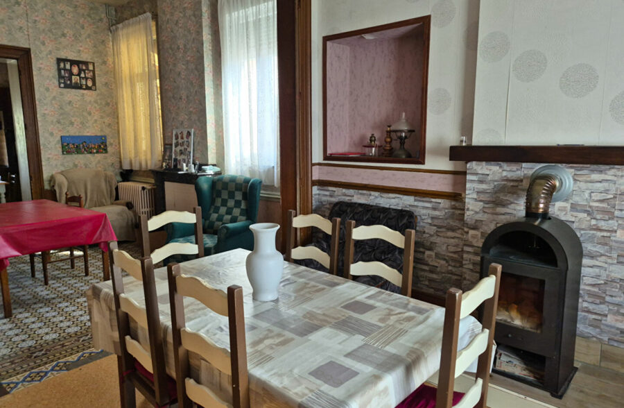 Maison Jeumont 10 pièce(s) 210.80 m2