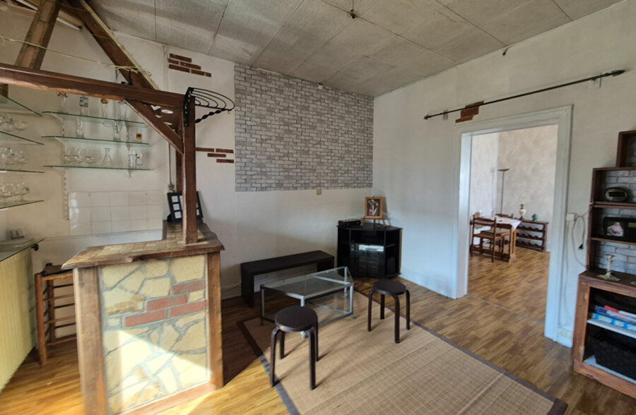 Maison Jeumont 10 pièce(s) 210.80 m2