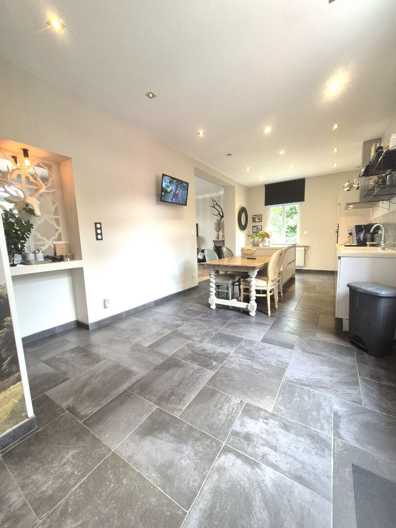 Maison Cambrai 10 pièce(s) 183 m2