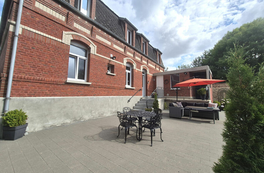 Maison Cambrai 10 pièce(s) 183 m2