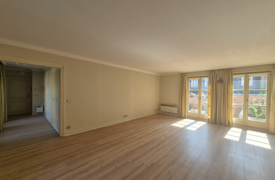 VIEUX LILLE – T3 AVEC BALCON BOX et CAVE – RESIDENCE SENIORS AVEC SERVICES “LES HESPERIDES”