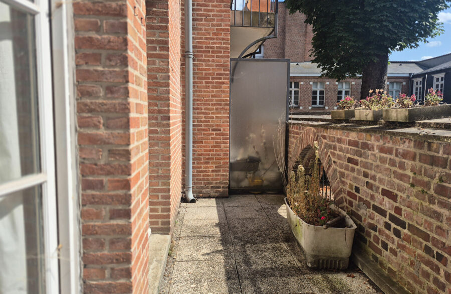 VIEUX LILLE – T3 AVEC BALCON BOX et CAVE – RESIDENCE SENIORS AVEC SERVICES “LES HESPERIDES”