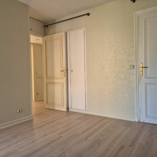 VIEUX LILLE – T3 AVEC BALCON BOX et CAVE – RESIDENCE SENIORS AVEC SERVICES “LES HESPERIDES”