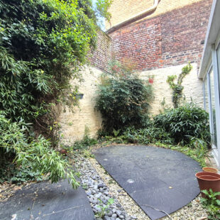 BOULEVARD GAMBETTA – A QUELQUES PAS DE LA PLACE DE LA VICTOIRE