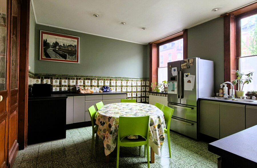 BOULEVARD GAMBETTA – A QUELQUES PAS DE LA PLACE DE LA VICTOIRE