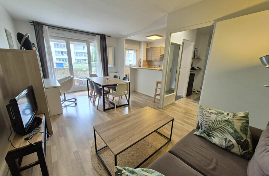 APPARTEMENT DE TYPE 2 AVEC TERRASSE, CAVE ET PARKING