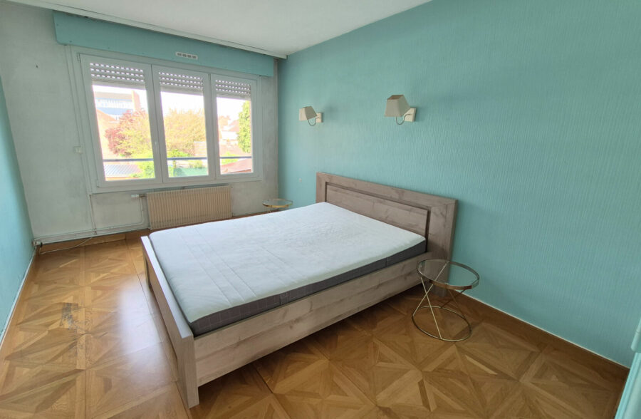 Appartement Lens 3 pièces avec balcon, cave et garage