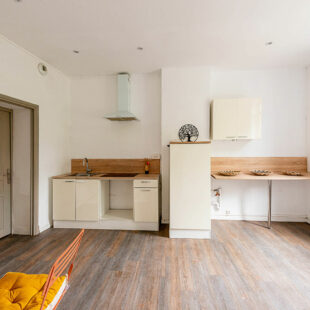 Maison Saint Amand Les Eaux 7 pièce(s) 80 m2