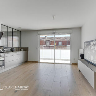 Appartement T2 La Madeleine 2 avec balcon et parking