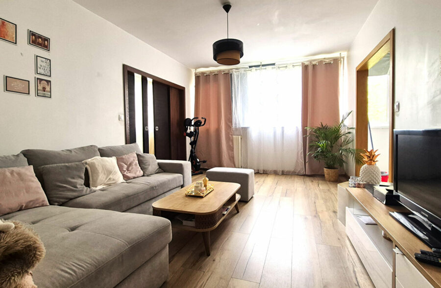 APPARTEMENT 77 m² A PROXIMITE IMMEDIATE DU BOULEVARD GAMBETTA