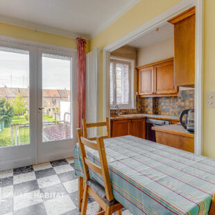 MAISON ANNEES 50 AVEC GARAGE ET JARDIN DE 200 M²